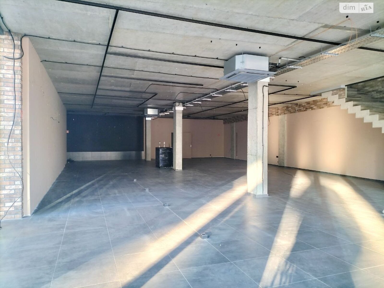 Коммерческое помещение в Тернополе, сдам в аренду по Шептицкого Андрея Митрополита улица, район Центр, цена: 295 000 грн за объект фото 1