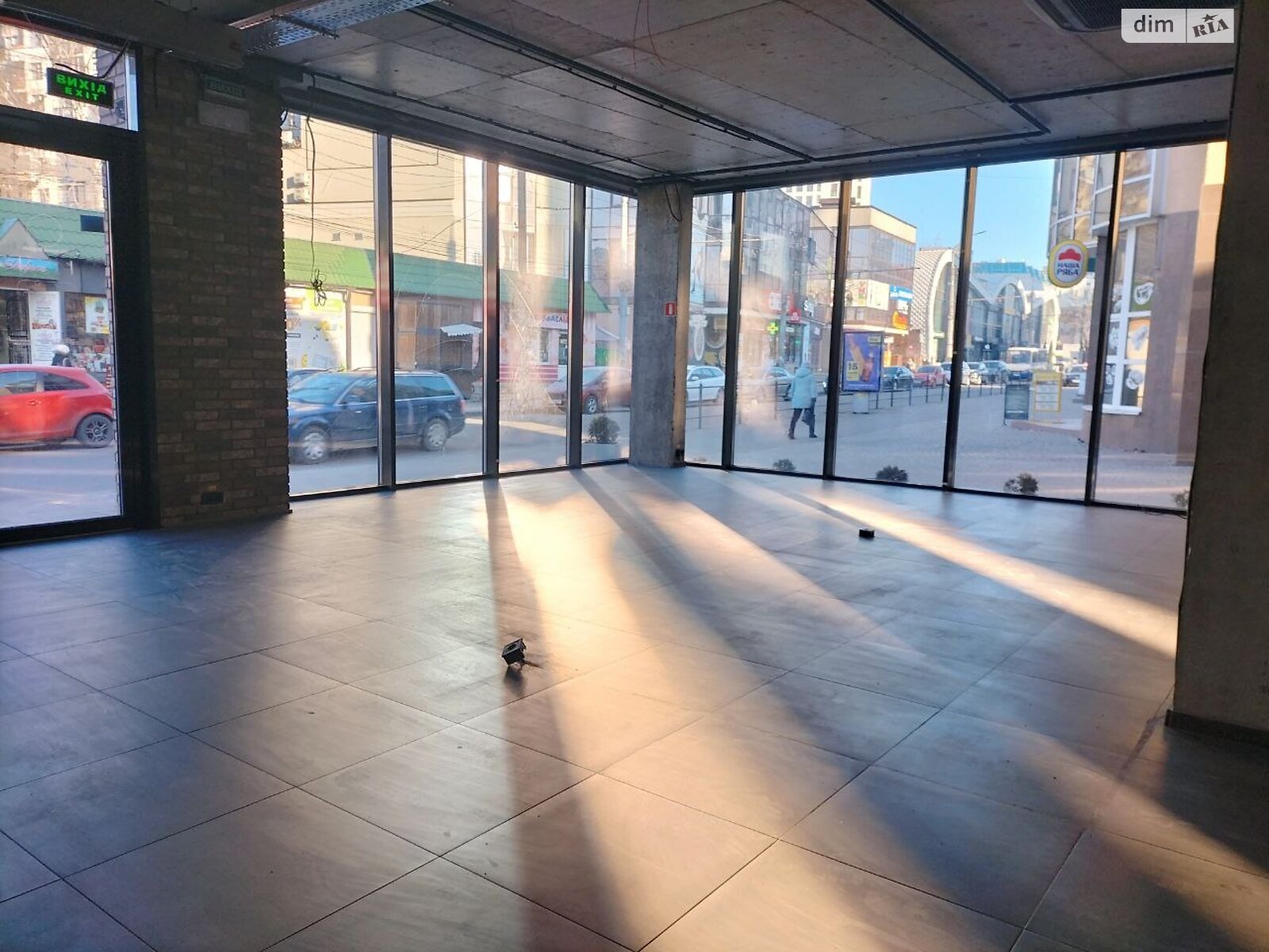 Коммерческое помещение в Тернополе, сдам в аренду по Шептицкого Андрея Митрополита улица, район Центр, цена: 295 000 грн за объект фото 1