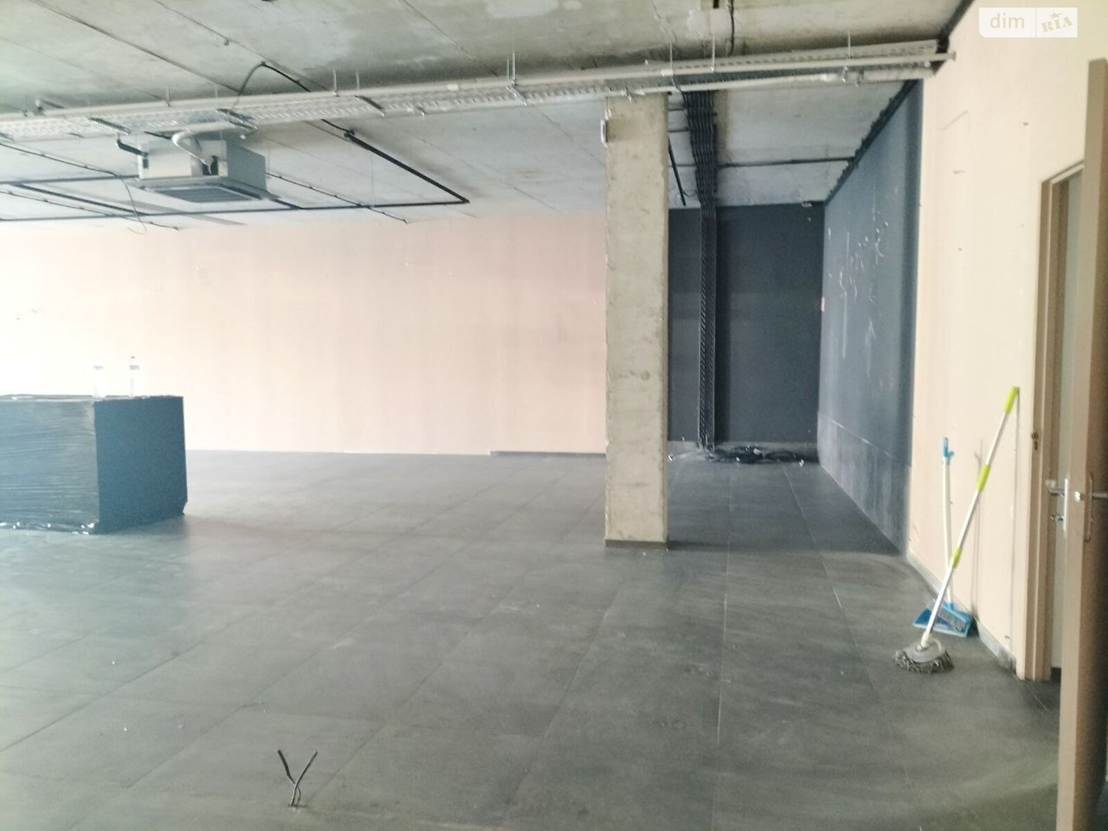 Коммерческое помещение в Тернополе, сдам в аренду по Шептицкого Андрея Митрополита улица, район Центр, цена: 295 000 грн за объект фото 1