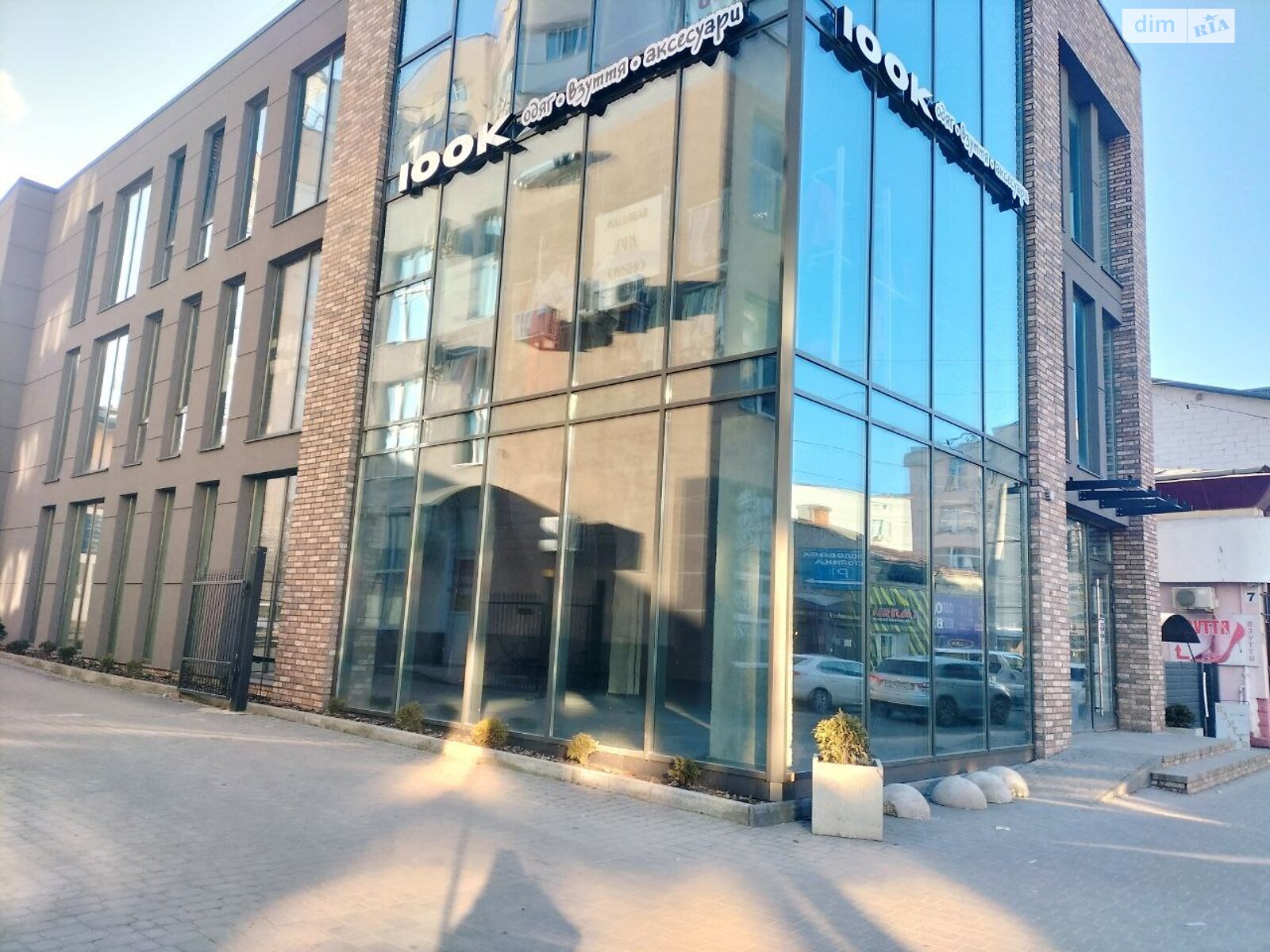 Коммерческое помещение в Тернополе, сдам в аренду по Шептицкого Андрея Митрополита улица, район Центр, цена: 295 000 грн за объект фото 1