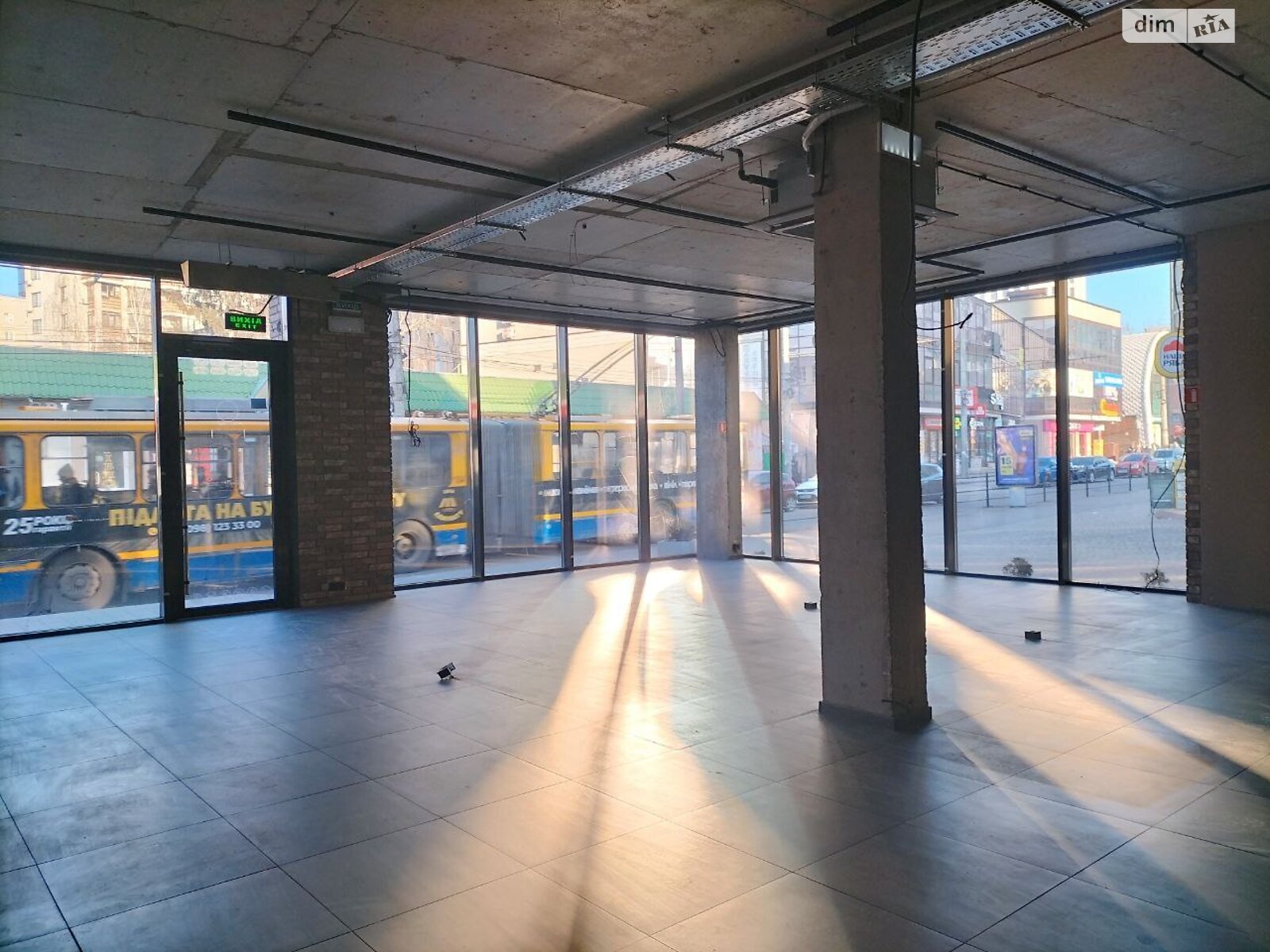 Коммерческое помещение в Тернополе, сдам в аренду по Шептицкого Андрея Митрополита улица, район Центр, цена: 295 000 грн за объект фото 1