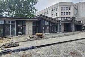 Комерційне приміщення в Тернополі, здам в оренду по Шептицького Андрія Митрополита вулиця 5, район Центр, ціна: 20 860 грн за об’єкт фото 2