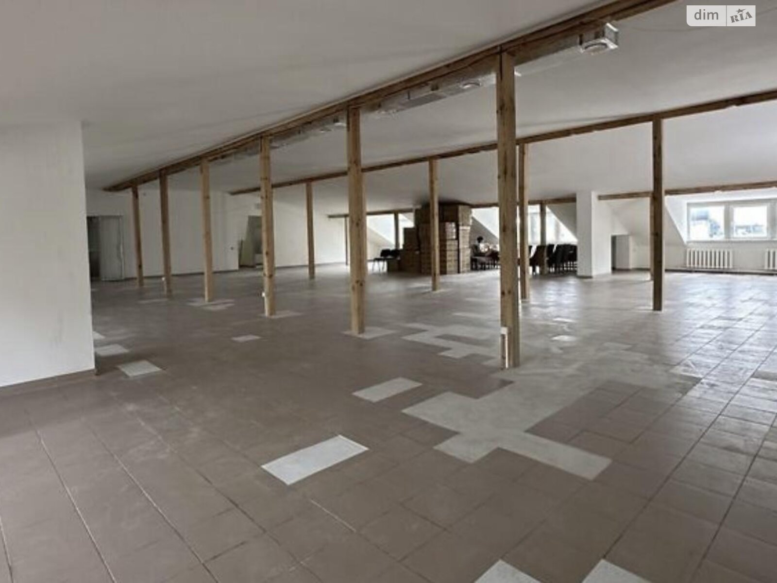 Коммерческое помещение в Тернополе, сдам в аренду по Шептицкого Андрея Митрополита улица, район Центр, цена: 60 000 грн за объект фото 1