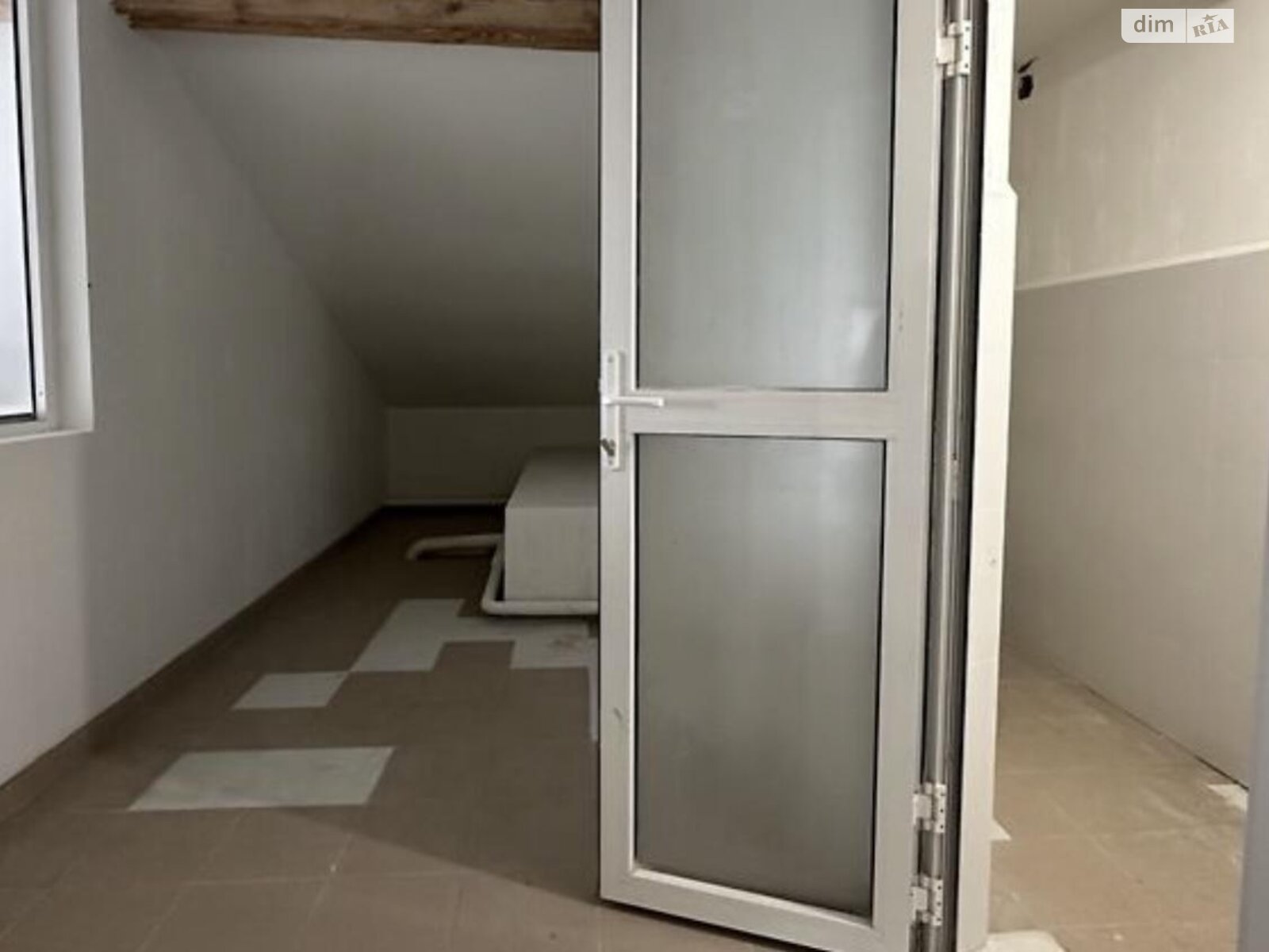 Коммерческое помещение в Тернополе, сдам в аренду по Шептицкого Андрея Митрополита улица, район Центр, цена: 60 000 грн за объект фото 1