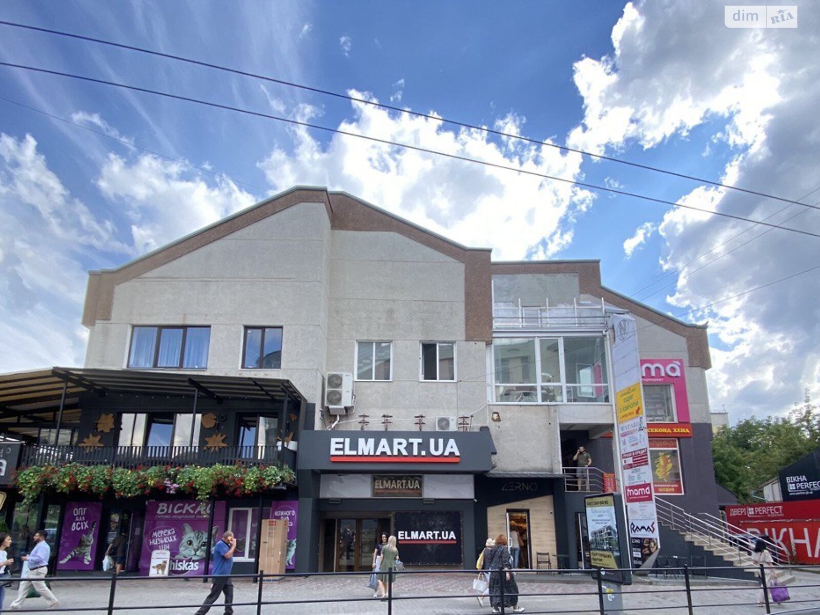 Коммерческое помещение в Тернополе, сдам в аренду по Шептицкого Андрея Митрополита улица, район Центр, цена: 15 000 грн за объект фото 1