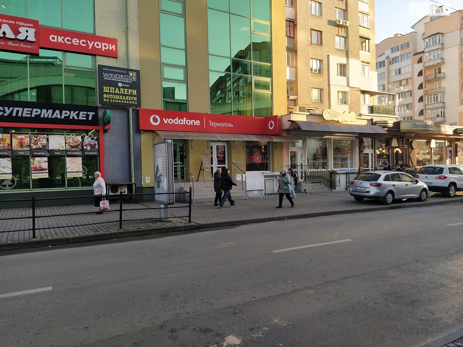 Комерційне приміщення в Тернополі, здам в оренду по Шептицького Андрія Митрополита вулиця 3, район Центр, ціна: 28 000 грн за об’єкт фото 1