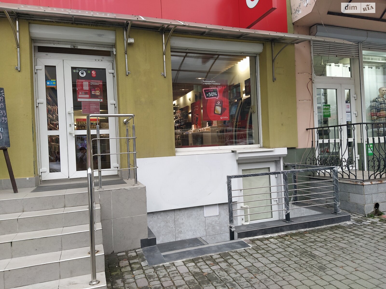 Комерційне приміщення в Тернополі, здам в оренду по Шептицького Андрія Митрополита вулиця 3, район Центр, ціна: 28 000 грн за об’єкт фото 1