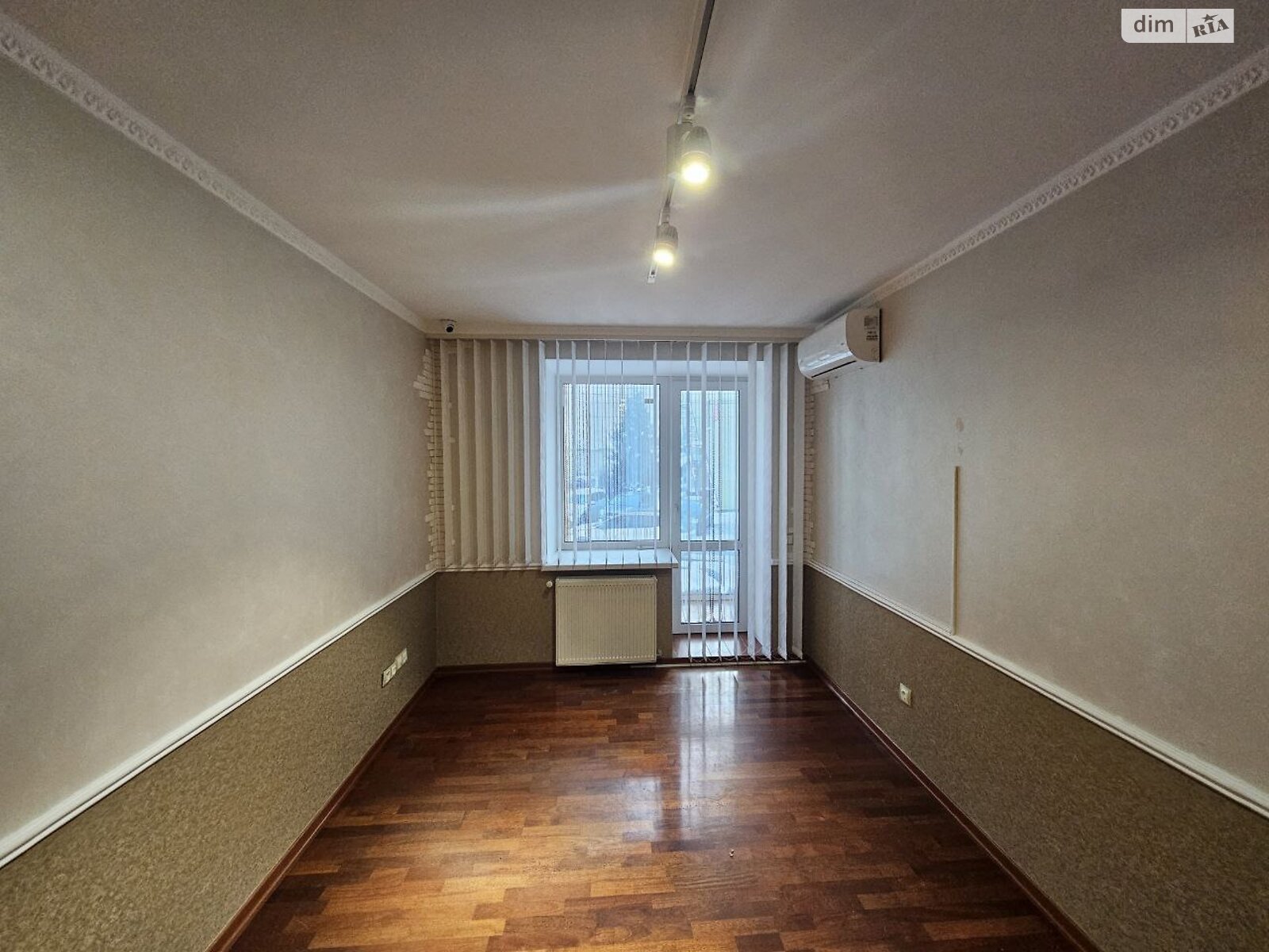 Коммерческое помещение в Тернополе, сдам в аренду по Шептицкого Андрея Митрополита улица, район Центр, цена: 54 113 грн за объект фото 1