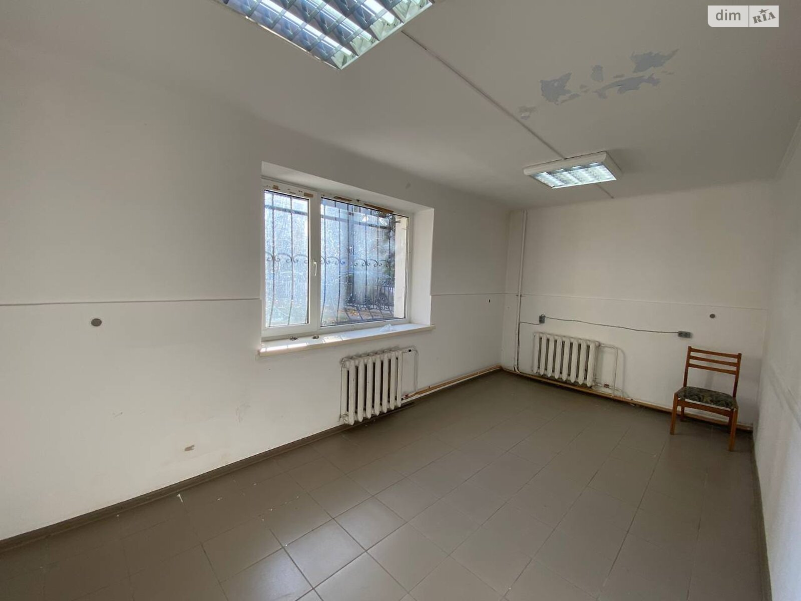 Комерційне приміщення в Тернополі, здам в оренду по Старий Поділ (Танцорова) вулиця 20, район Центр, ціна: 25 000 грн за об’єкт фото 1