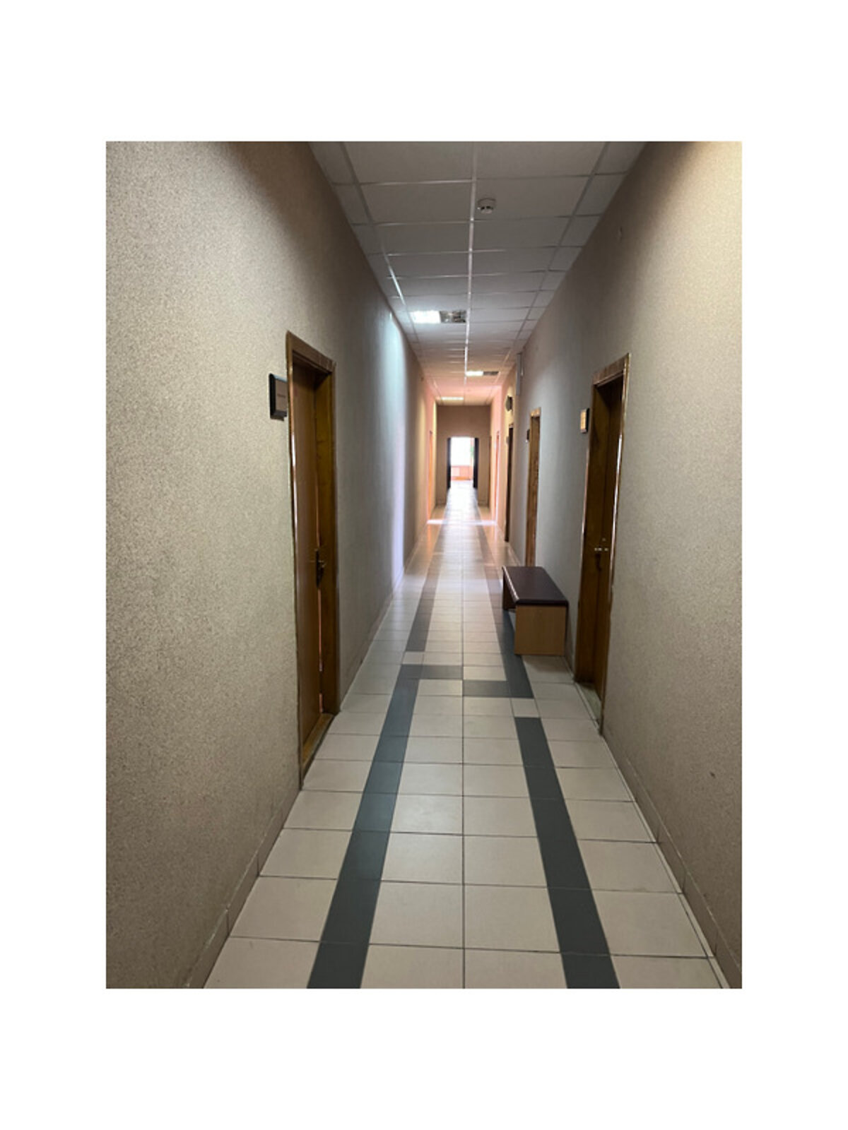 Комерційне приміщення в Тернополі, здам в оренду по В’ячеслава Чорновола вулиця 4, район Центр, ціна: 90 867 грн за об’єкт фото 1 Комерційне приміщення в Тернополі, здам в оренду по В’ячеслава Чорновола вулиця 4, район Центр, ціна: 90 867 грн за об’єкт фото 1