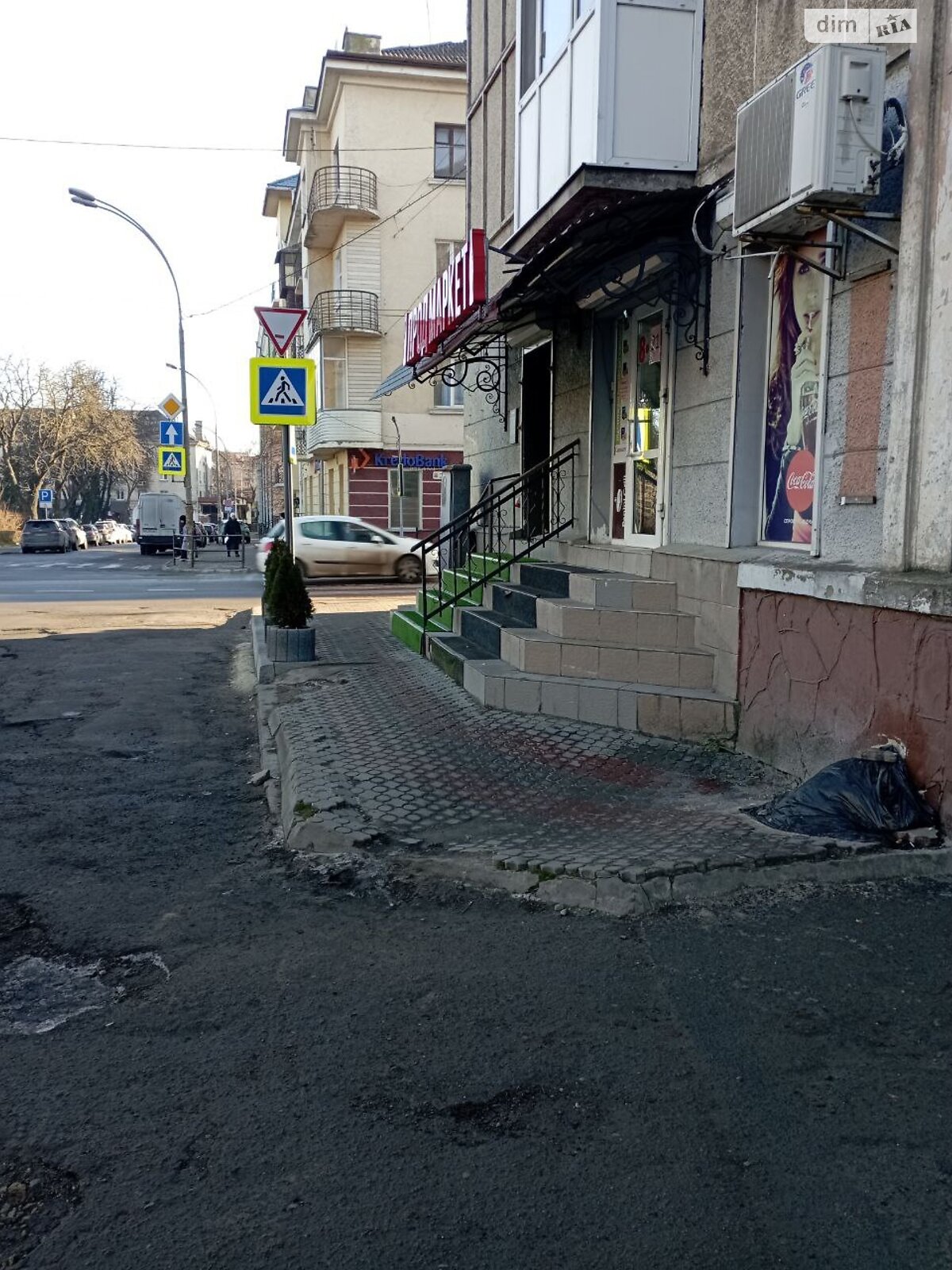 Комерційне приміщення в Тернополі, здам в оренду по Замкова вулиця, район Центр, ціна: 28 000 грн за об’єкт фото 1