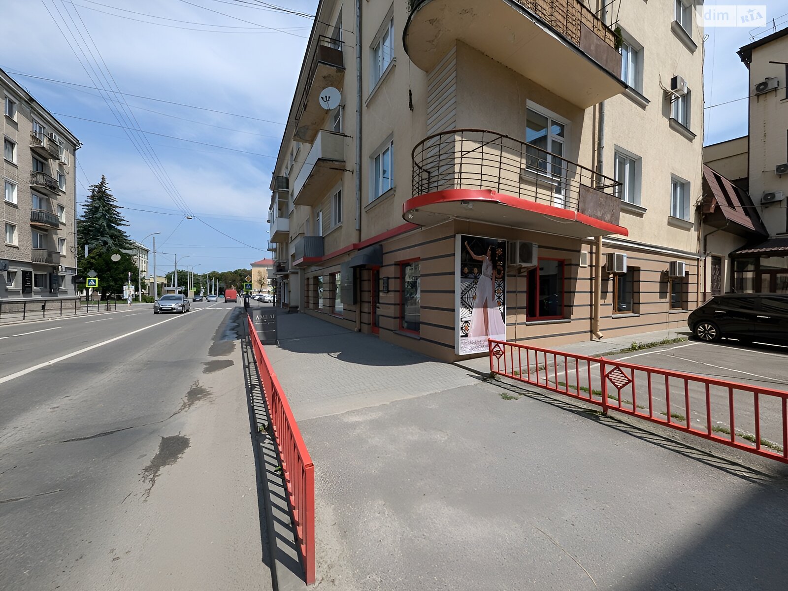 Коммерческое помещение в Тернополе, сдам в аренду по Замкова улица, район Центр, цена: 45 000 грн за объект фото 1 Коммерческое помещение в Тернополе, сдам в аренду по Замкова улица, район Центр, цена: 45 000 грн за объект фото 1