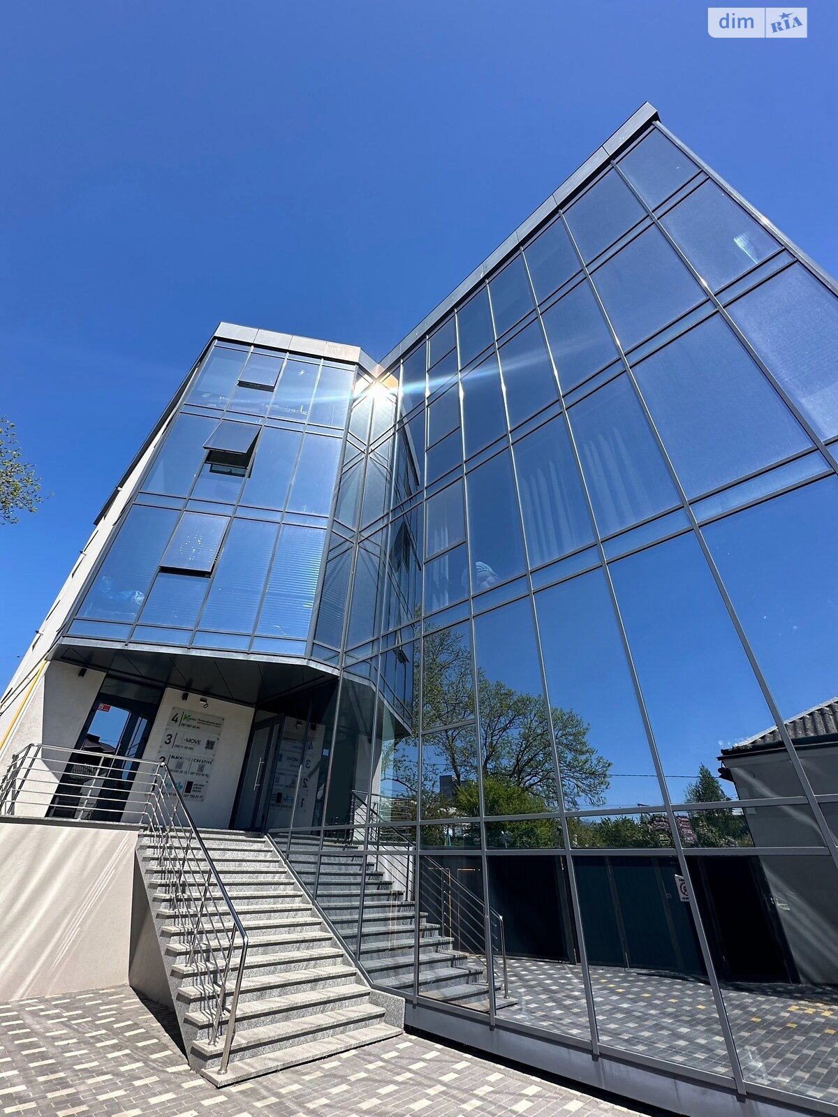 Коммерческое помещение в Тернополе, сдам в аренду по Збаражская улица, район Центр, цена: 36 750 грн за объект фото 1 Коммерческое помещение в Тернополе, сдам в аренду по Збаражская улица, район Центр, цена: 36 750 грн за объект фото 1