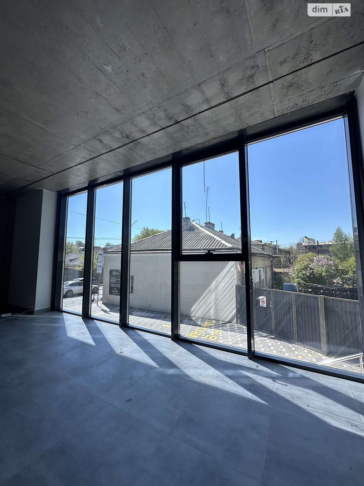 Коммерческое помещение в Тернополе, сдам в аренду по Збаражская улица, район Центр, цена: 36 750 грн за объект фото 1 Коммерческое помещение в Тернополе, сдам в аренду по Збаражская улица, район Центр, цена: 36 750 грн за объект фото 1