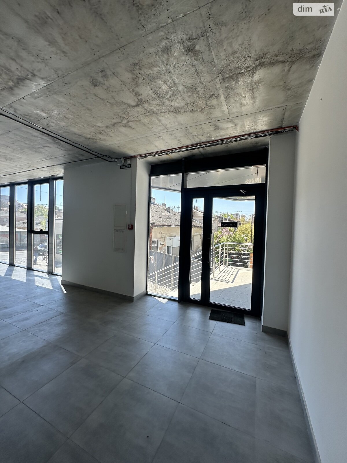 Коммерческое помещение в Тернополе, сдам в аренду по Збаражская улица, район Центр, цена: 36 750 грн за объект фото 1 Коммерческое помещение в Тернополе, сдам в аренду по Збаражская улица, район Центр, цена: 36 750 грн за объект фото 1