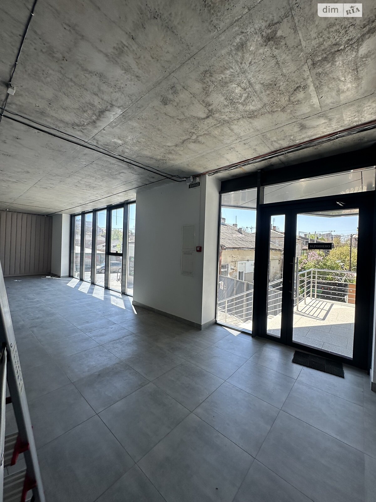 Коммерческое помещение в Тернополе, сдам в аренду по Збаражская улица, район Центр, цена: 36 750 грн за объект фото 1 Коммерческое помещение в Тернополе, сдам в аренду по Збаражская улица, район Центр, цена: 36 750 грн за объект фото 1