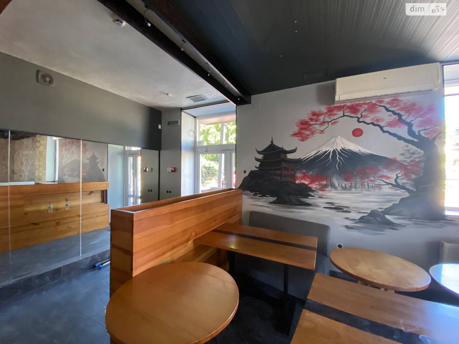 Коммерческое помещение в Тернополе, сдам в аренду по Бандеры Степана проспект, район Восточный, цена: 42 070 грн за объект фото 1 Коммерческое помещение в Тернополе, сдам в аренду по Бандеры Степана проспект, район Восточный, цена: 42 070 грн за объект фото 1