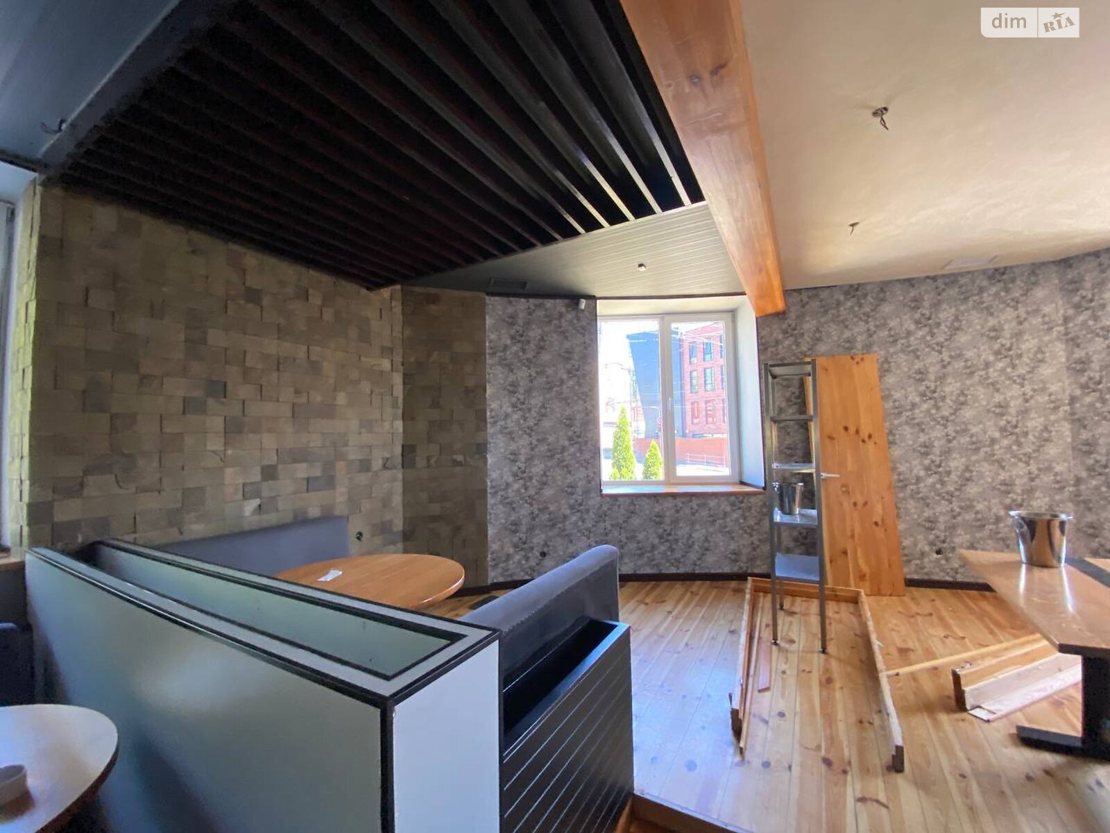 Коммерческое помещение в Тернополе, сдам в аренду по Бандеры Степана проспект, район Восточный, цена: 42 070 грн за объект фото 1 Коммерческое помещение в Тернополе, сдам в аренду по Бандеры Степана проспект, район Восточный, цена: 42 070 грн за объект фото 1