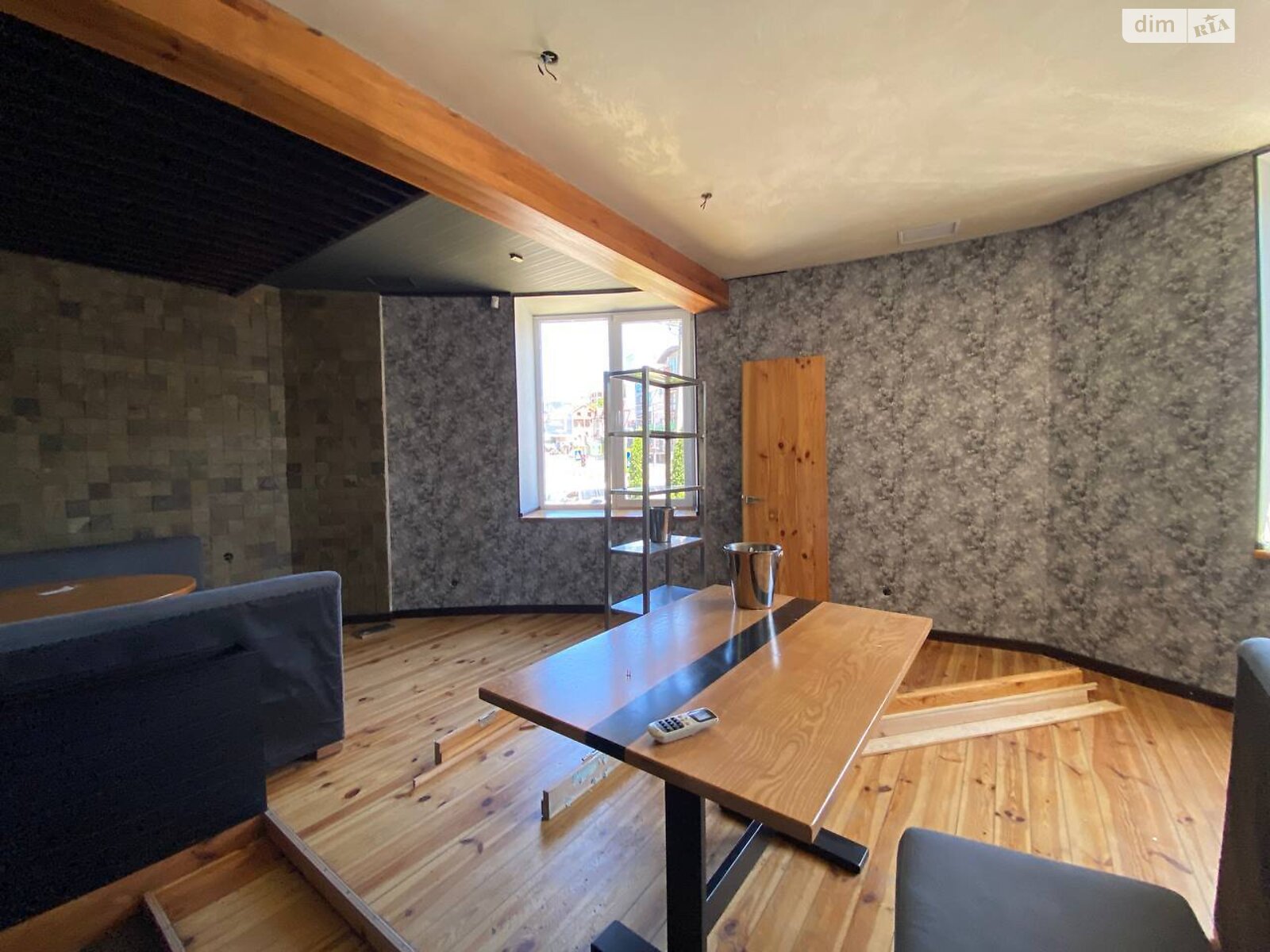 Коммерческое помещение в Тернополе, сдам в аренду по Бандеры Степана проспект, район Восточный, цена: 42 070 грн за объект фото 1 Коммерческое помещение в Тернополе, сдам в аренду по Бандеры Степана проспект, район Восточный, цена: 42 070 грн за объект фото 1