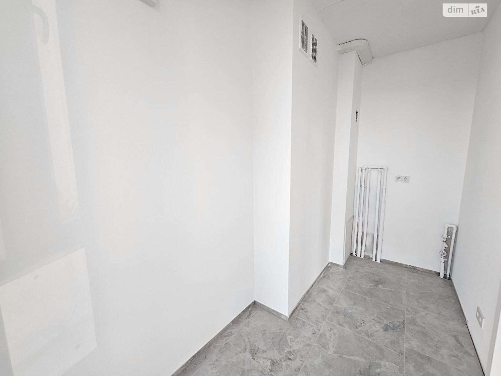 Коммерческое помещение в Тернополе, сдам в аренду по Бандеры Степана проспект, район Восточный, цена: 90 000 грн за объект фото 1 Коммерческое помещение в Тернополе, сдам в аренду по Бандеры Степана проспект, район Восточный, цена: 90 000 грн за объект фото 1