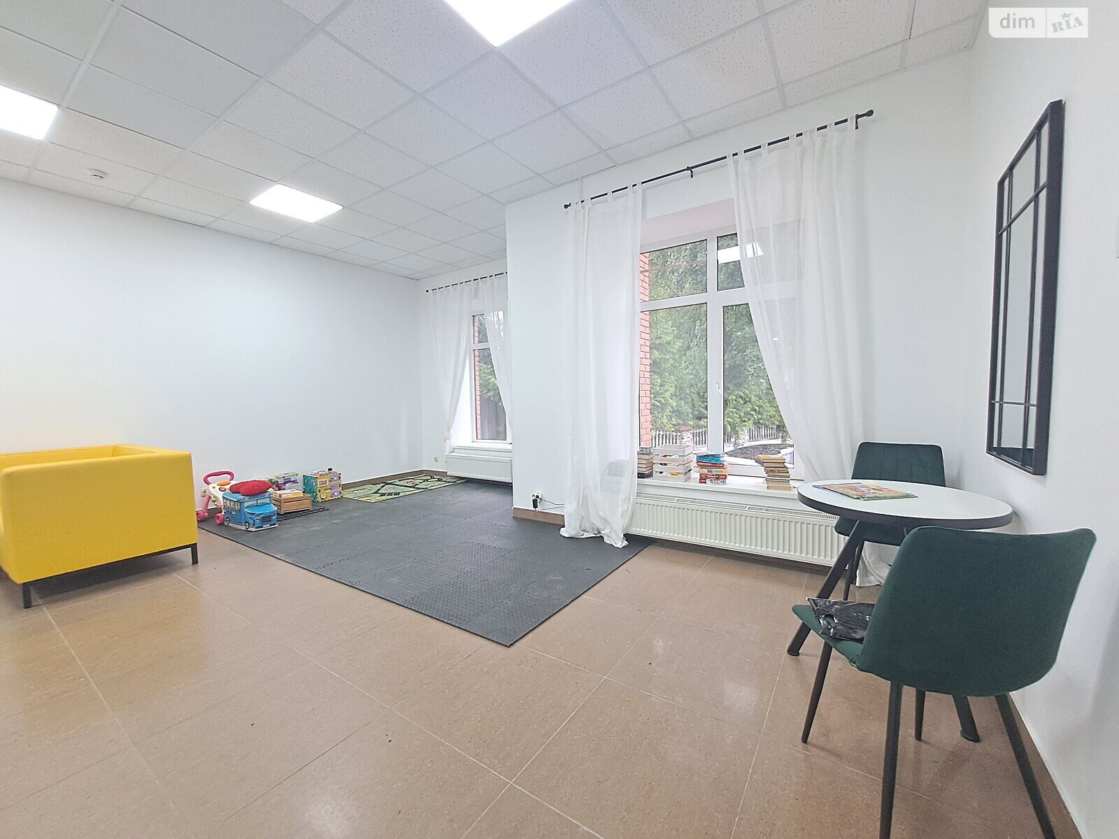 Комерційне приміщення в Тернополі, здам в оренду по Довженка Олександра вулиця, район Східний, ціна: 23 000 грн за об’єкт фото 1