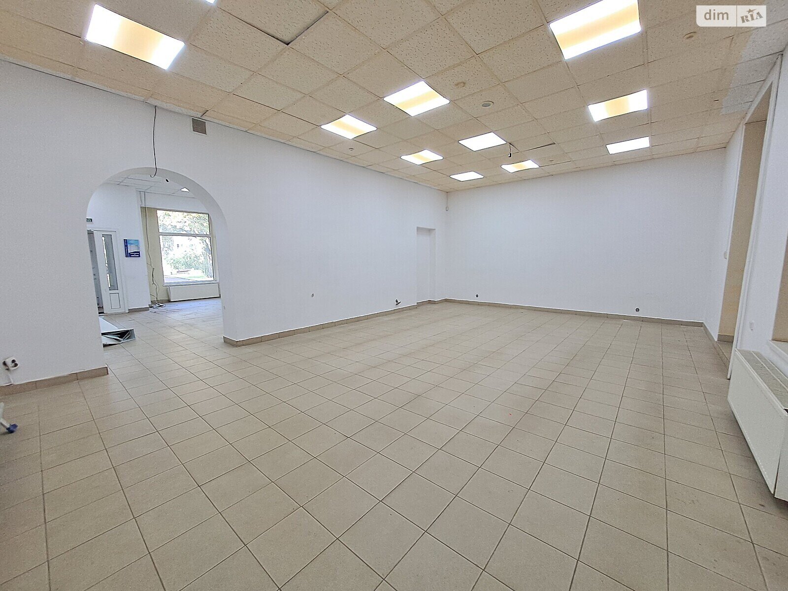 Коммерческое помещение в Тернополе, сдам в аренду по Галицкого Данила бульвар 5, район Восточный, цена: 46 000 грн за объект фото 1 Коммерческое помещение в Тернополе, сдам в аренду по Галицкого Данила бульвар 5, район Восточный, цена: 46 000 грн за объект фото 1