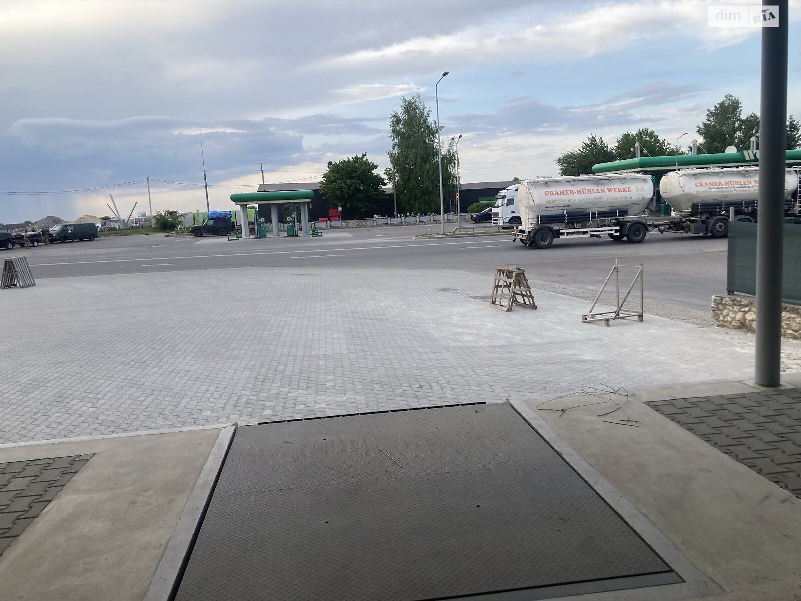 Комерційне приміщення в Великих Гаях, Об’їзна вулиця, ціна оренди: 250 000 грн за об’єкт фото 1 Комерційне приміщення в Великих Гаях, Об’їзна вулиця, ціна оренди: 250 000 грн за об’єкт фото 1