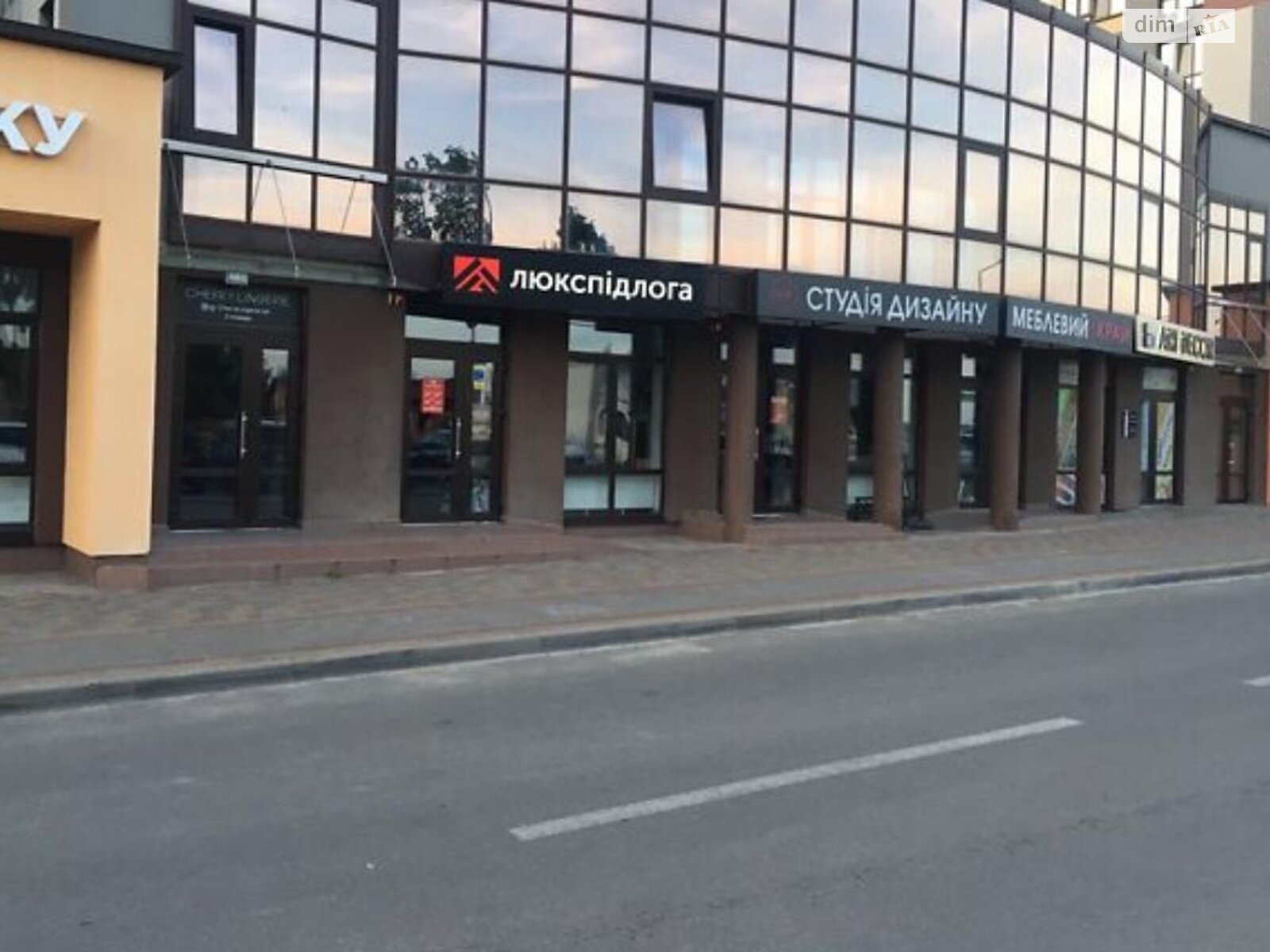 Комерційне приміщення в Тернополі, здам в оренду по Підволочиське шосе, район Східний, ціна: 21 200 грн за об’єкт фото 1 Комерційне приміщення в Тернополі, здам в оренду по Підволочиське шосе, район Східний, ціна: 21 200 грн за об’єкт фото 1