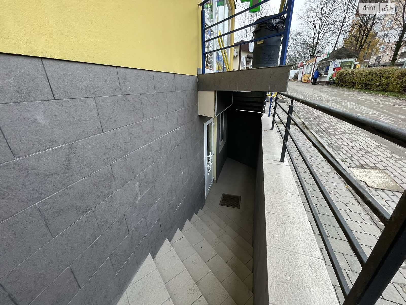 Коммерческое помещение в Тернополе, сдам в аренду по 15-го Апреля улица, район Ювилейный, цена: 15 000 грн за объект фото 1 Коммерческое помещение в Тернополе, сдам в аренду по 15-го Апреля улица, район Ювилейный, цена: 15 000 грн за объект фото 1