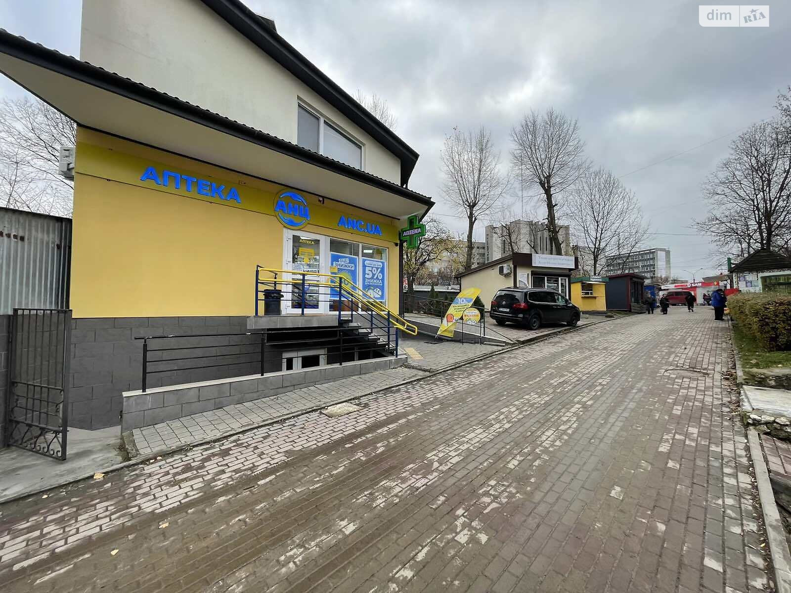 Коммерческое помещение в Тернополе, сдам в аренду по 15-го Апреля улица, район Ювилейный, цена: 15 000 грн за объект фото 1 Коммерческое помещение в Тернополе, сдам в аренду по 15-го Апреля улица, район Ювилейный, цена: 15 000 грн за объект фото 1