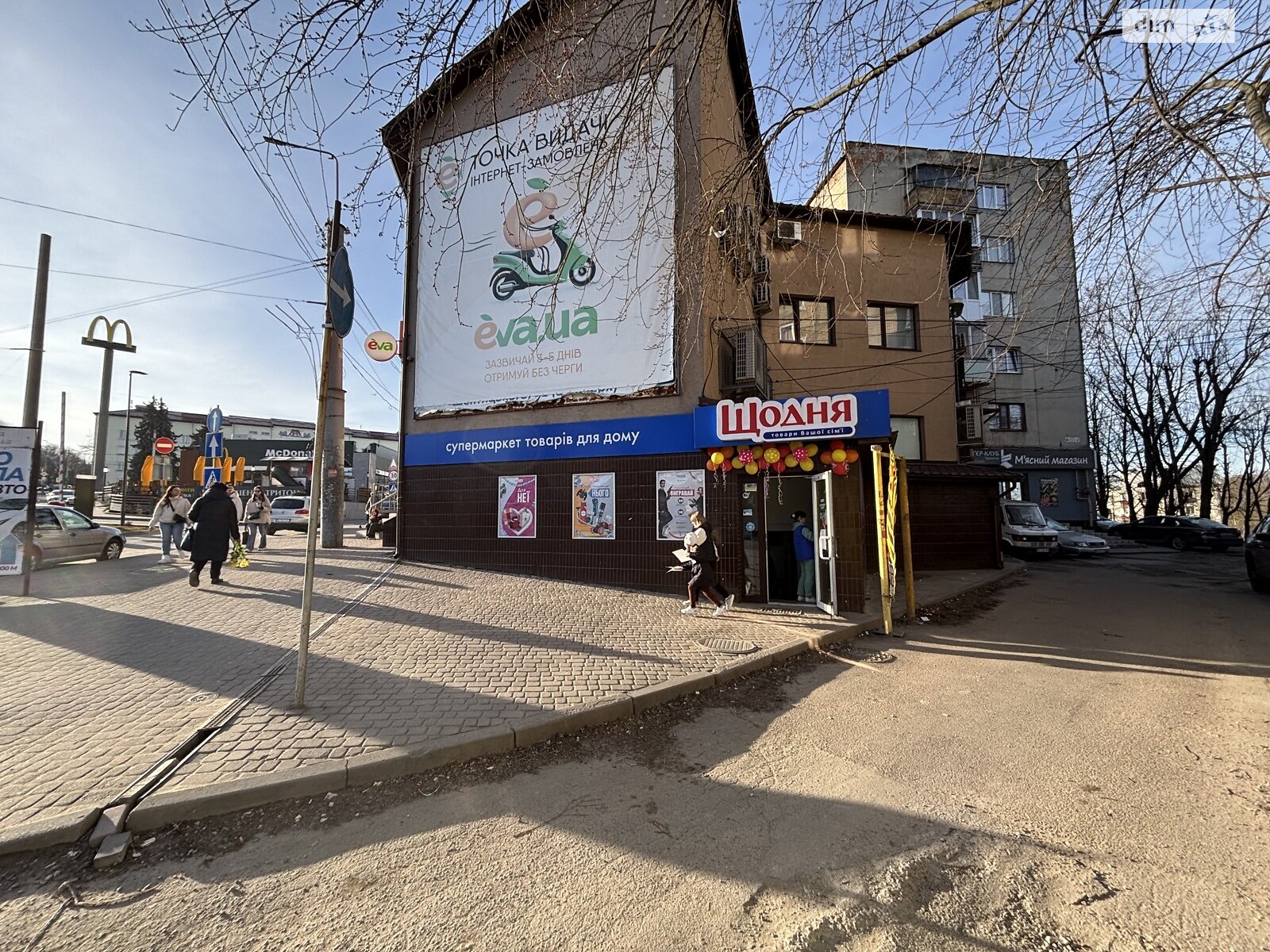 Комерційне приміщення в Тернополі, здам в оренду по Перемоги майдан 4/90, район Загребелля, ціна: 12 000 грн за об’єкт фото 1 Комерційне приміщення в Тернополі, здам в оренду по Перемоги майдан 4/90, район Загребелля, ціна: 12 000 грн за об’єкт фото 1