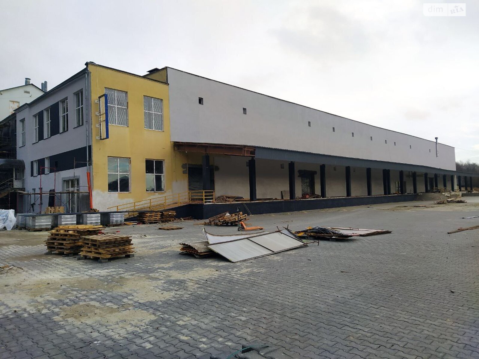 Коммерческое помещение в Трускавце, Мазепы улица, цена аренды: 10 000 грн за объект фото 1 Коммерческое помещение в Трускавце, Мазепы улица, цена аренды: 10 000 грн за объект фото 1