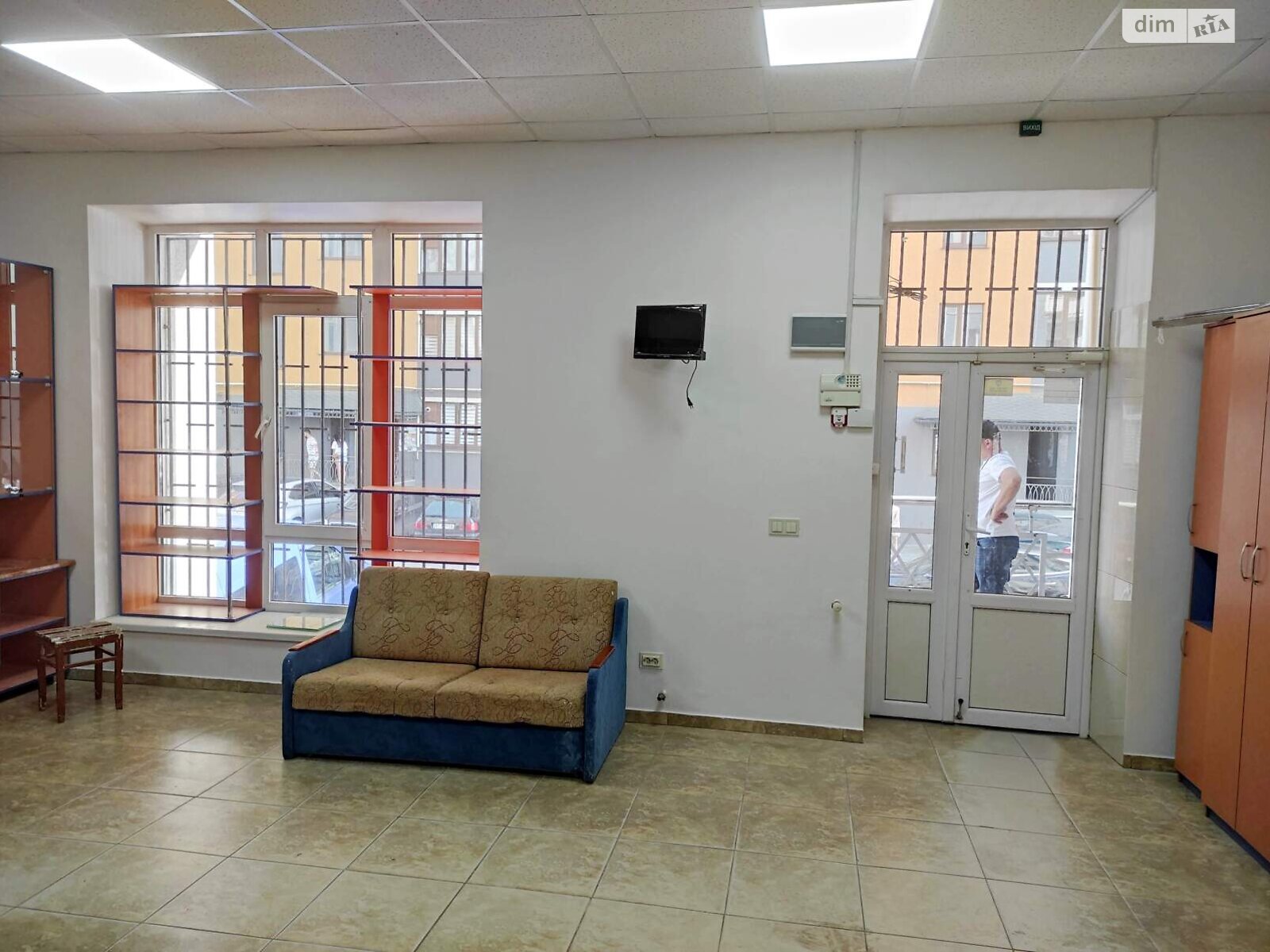 Коммерческое помещение в Угорниках, Героев Николаева (Сеченова) улица 129А, цена аренды: 10 000 грн за объект фото 1 Коммерческое помещение в Угорниках, Героев Николаева (Сеченова) улица 129А, цена аренды: 10 000 грн за объект фото 1