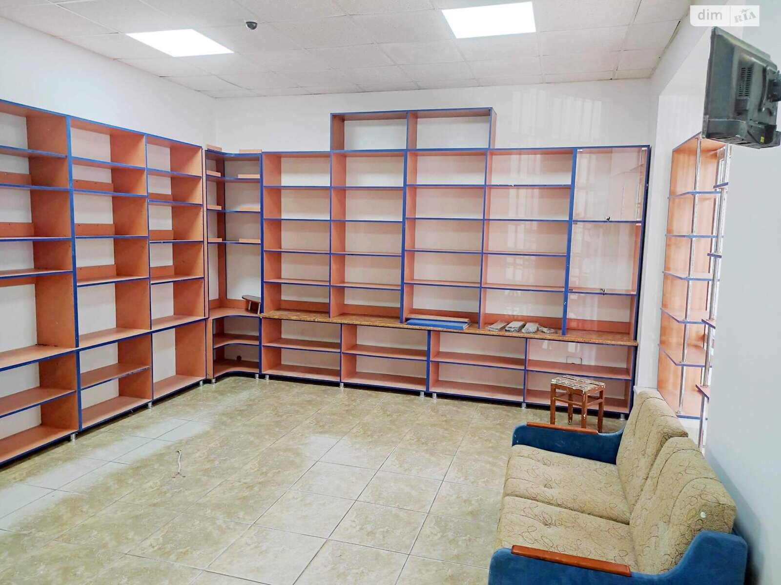 Коммерческое помещение в Угорниках, Героев Николаева (Сеченова) улица 129А, цена аренды: 10 000 грн за объект фото 1 Коммерческое помещение в Угорниках, Героев Николаева (Сеченова) улица 129А, цена аренды: 10 000 грн за объект фото 1