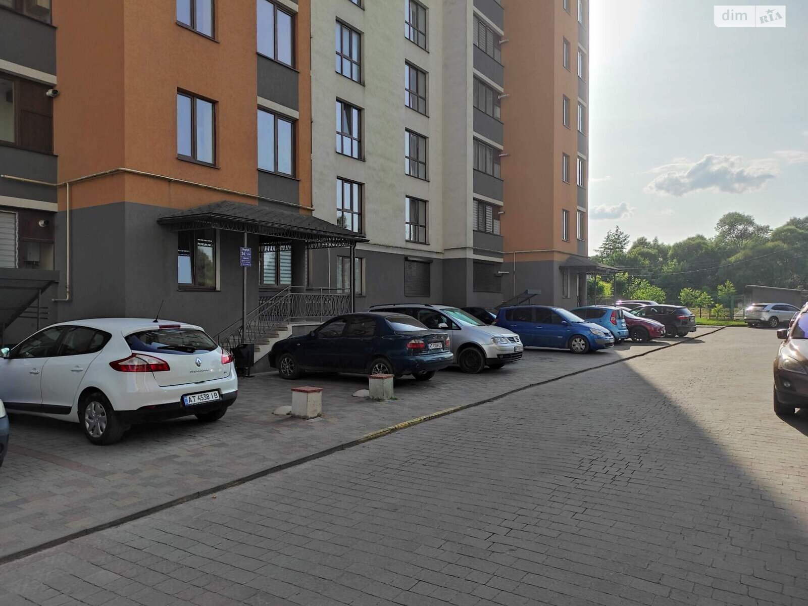 Коммерческое помещение в Угорниках, Героев Николаева (Сеченова) улица 129А, цена аренды: 10 000 грн за объект фото 1 Коммерческое помещение в Угорниках, Героев Николаева (Сеченова) улица 129А, цена аренды: 10 000 грн за объект фото 1