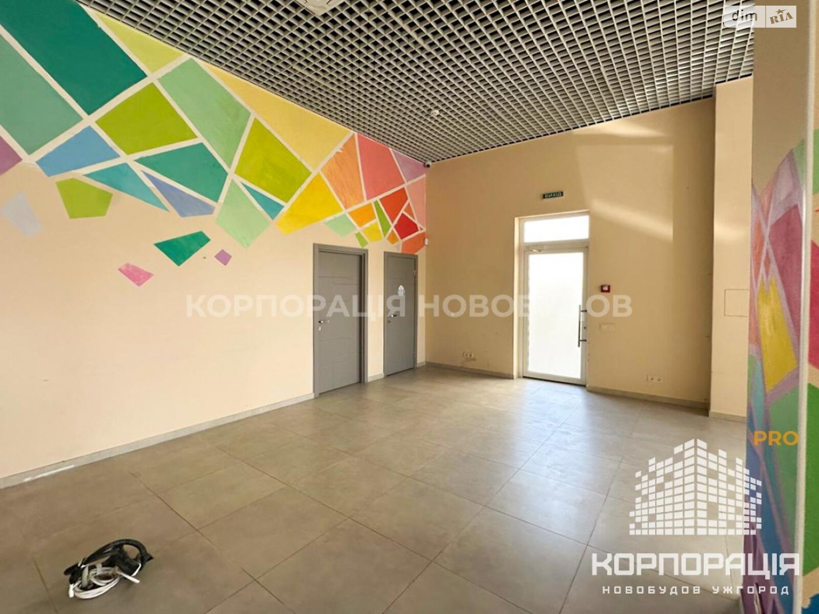 Комерційне приміщення в Ужгороді, здам в оренду по О. Хіри вулиця, район Боздош, ціна: 35 128 грн за об’єкт фото 1 Комерційне приміщення в Ужгороді, здам в оренду по О. Хіри вулиця, район Боздош, ціна: 35 128 грн за об’єкт фото 1