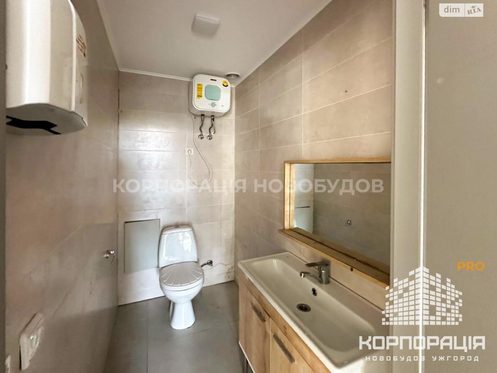 Комерційне приміщення в Ужгороді, здам в оренду по О. Хіри вулиця, район Боздош, ціна: 35 128 грн за об’єкт фото 1 Комерційне приміщення в Ужгороді, здам в оренду по О. Хіри вулиця, район Боздош, ціна: 35 128 грн за об’єкт фото 1