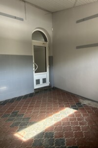 Комерційне приміщення в Ужгороді, Грушевського вулиця, ціна оренди: 33 520 грн за об’єкт фото 2