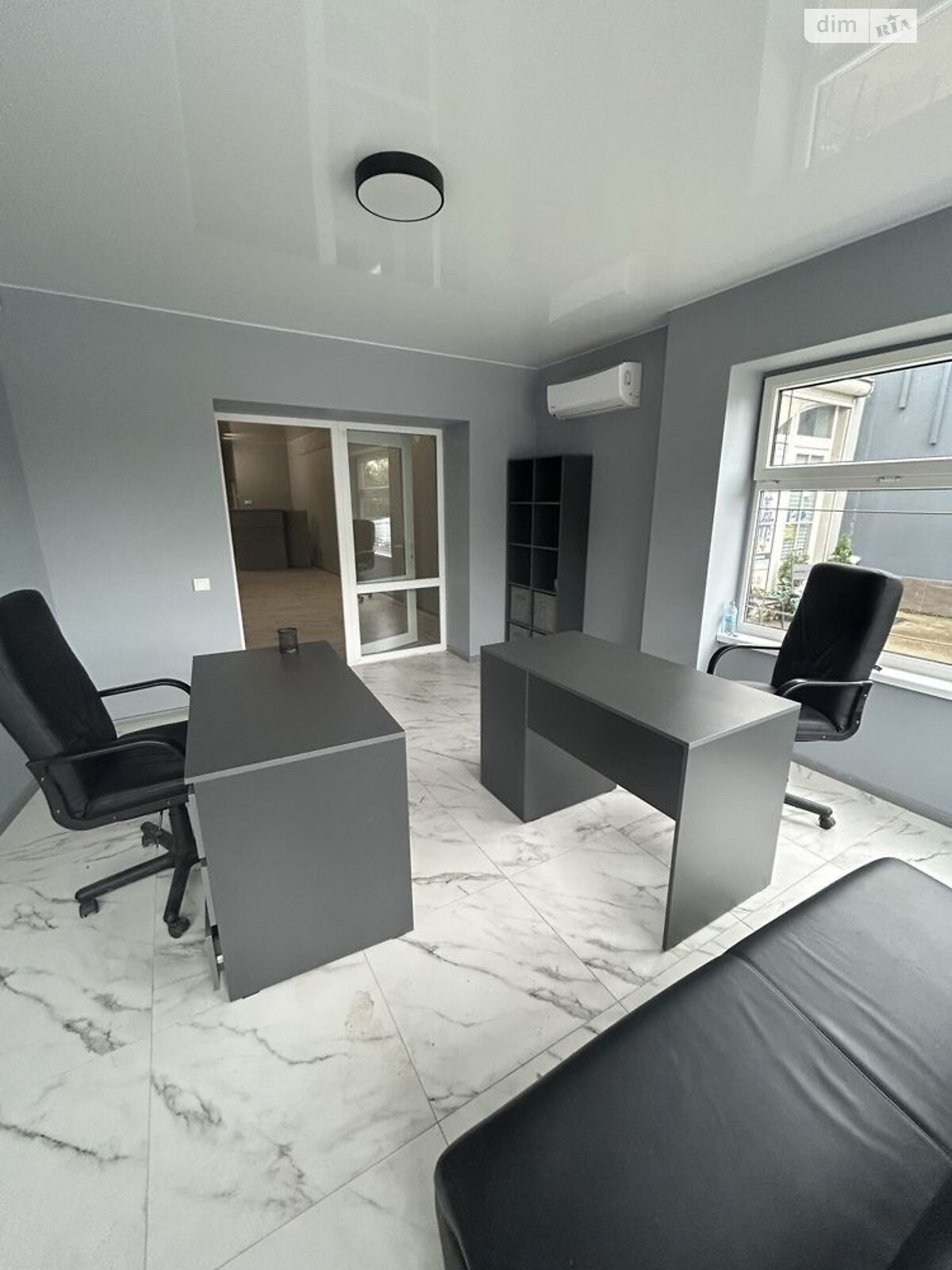 Комерційне приміщення в Ужгороді, здам в оренду по Грушевського вулиця 31А, район Станційний, ціна: 33 992 грн за об’єкт фото 1