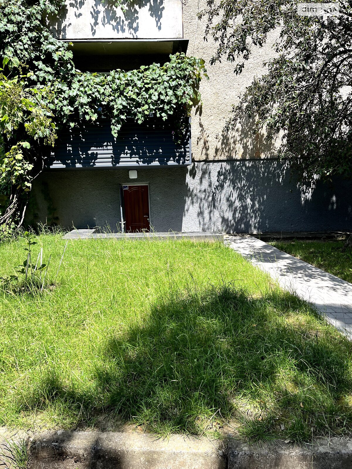 Комерційне приміщення в Ужгороді, здам в оренду по Івана Чендея (Висока) вулиця, район Кальварія, ціна: 27 105 грн за об’єкт фото 1 Комерційне приміщення в Ужгороді, здам в оренду по Івана Чендея (Висока) вулиця, район Кальварія, ціна: 27 105 грн за об’єкт фото 1