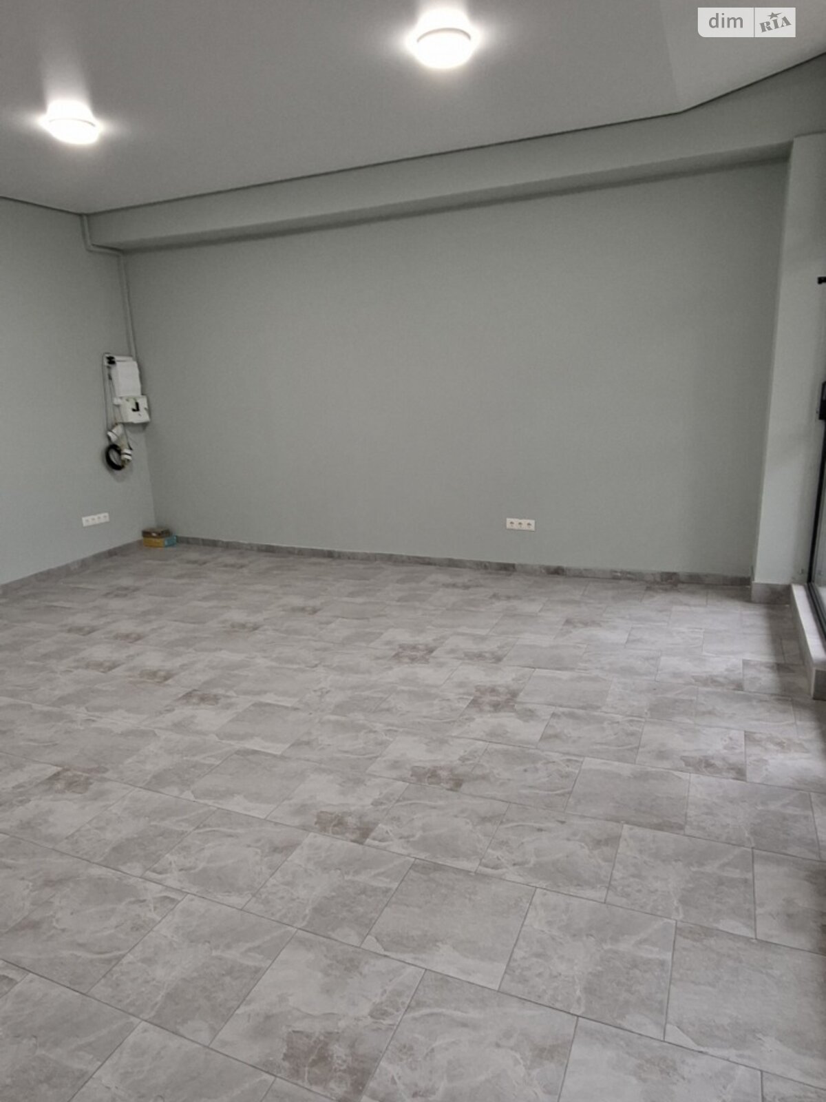 Коммерческое помещение в Ужгороде, сдам в аренду по Кирилла и Мефодия площадь 4, цена: 21 115 грн за объект фото 1 Коммерческое помещение в Ужгороде, сдам в аренду по Кирилла и Мефодия площадь 4, цена: 21 115 грн за объект фото 1