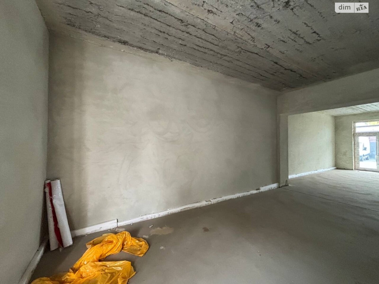 Комерційне приміщення в Ужгороді, здам в оренду по Капушанська (Перемоги) вулиця 170, район Новий, ціна: 23 727 грн за об’єкт фото 1 Комерційне приміщення в Ужгороді, здам в оренду по Капушанська (Перемоги) вулиця 170, район Новий, ціна: 23 727 грн за об’єкт фото 1