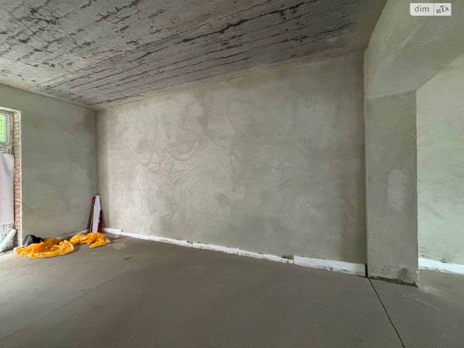 Комерційне приміщення в Ужгороді, здам в оренду по Капушанська (Перемоги) вулиця 170, район Новий, ціна: 23 727 грн за об’єкт фото 1 Комерційне приміщення в Ужгороді, здам в оренду по Капушанська (Перемоги) вулиця 170, район Новий, ціна: 23 727 грн за об’єкт фото 1