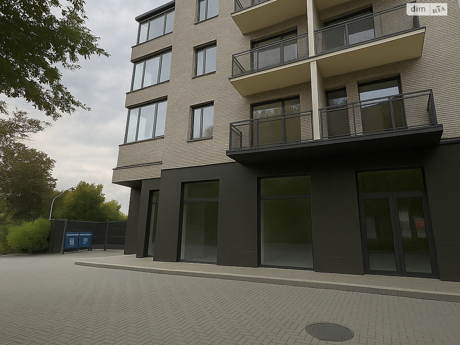 Коммерческое помещение в Ужгороде, сдам в аренду по Победы улица 170, район Новый, цена: 30 468 грн за объект фото 1 Коммерческое помещение в Ужгороде, сдам в аренду по Победы улица 170, район Новый, цена: 30 468 грн за объект фото 1