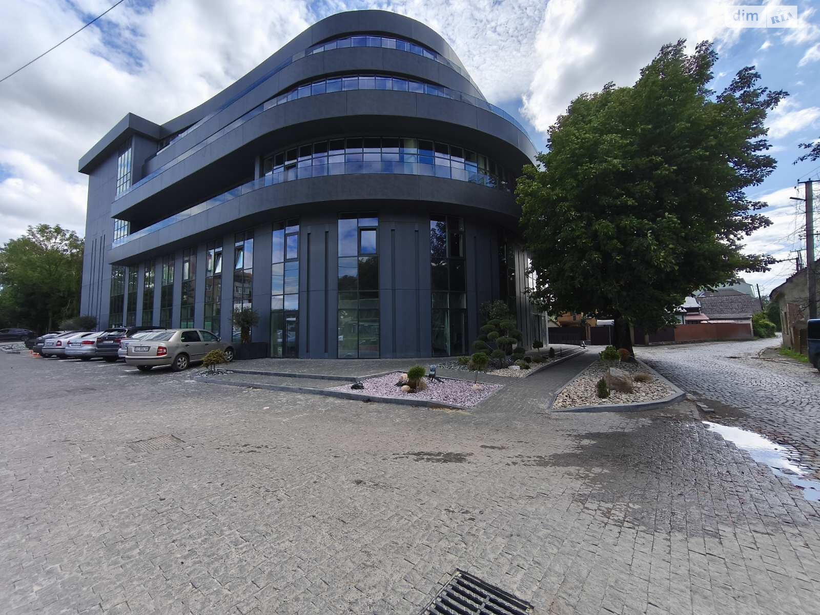 Коммерческое помещение в Ужгороде, Островная улица 2А, цена аренды: 32 184 грн за объект фото 1