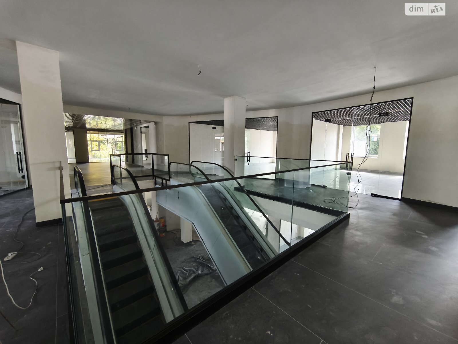 Коммерческое помещение в Ужгороде, Островная улица 2А, цена аренды: 32 184 грн за объект фото 1