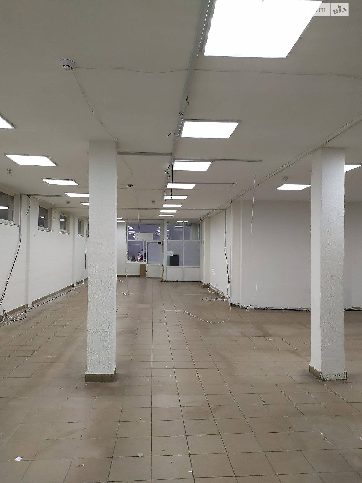 Коммерческое помещение в Ужгороде, сдам в аренду по Ивана Ваша (Василия Балога) улица 2, район Свепомоц, цена: 44 000 грн за объект фото 1 Коммерческое помещение в Ужгороде, сдам в аренду по Ивана Ваша (Василия Балога) улица 2, район Свепомоц, цена: 44 000 грн за объект фото 1