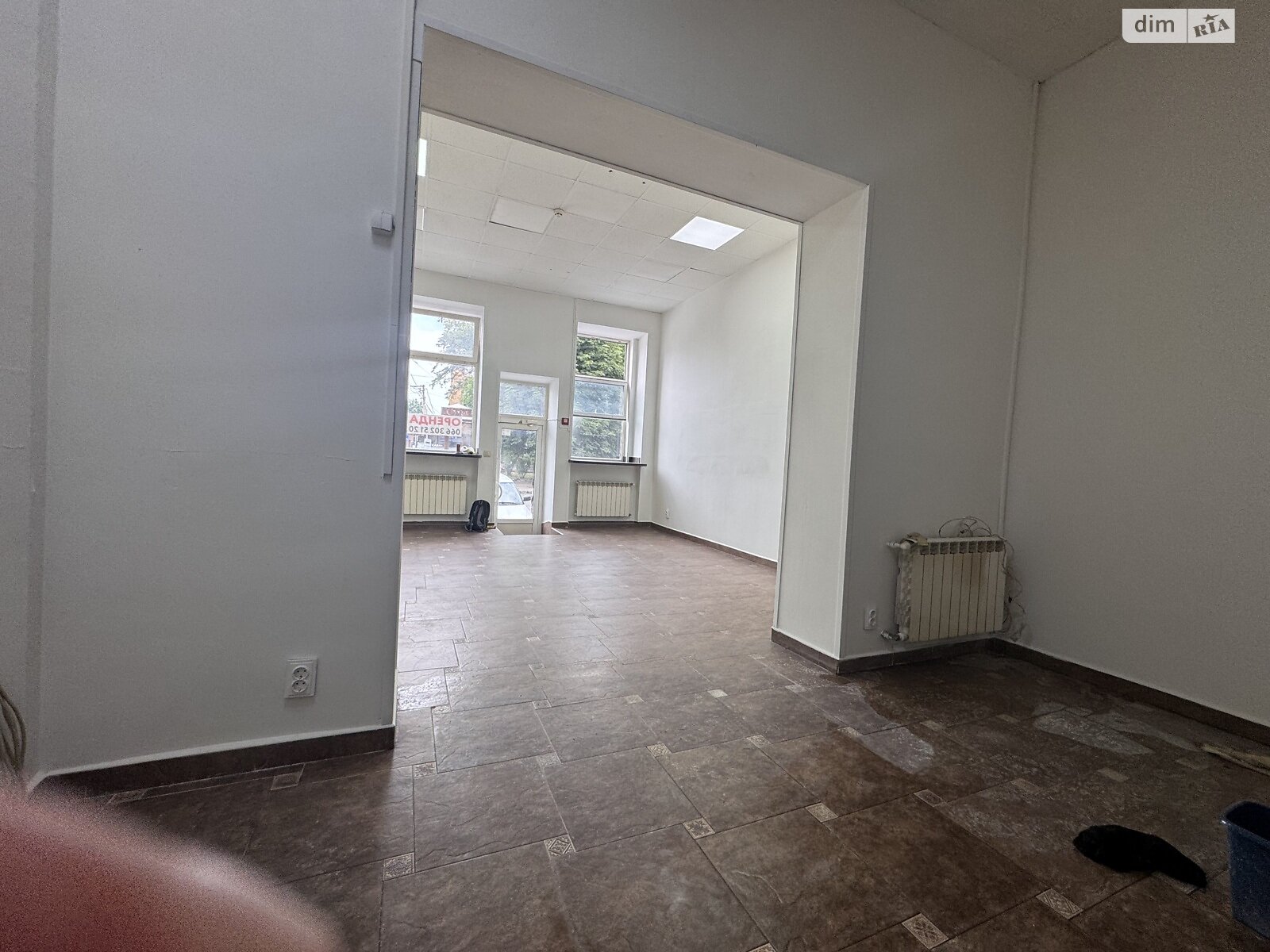 Коммерческое помещение в Ужгороде, сдам в аренду по Фединца улица, район Центр, цена: 25 212 грн за объект фото 1 Коммерческое помещение в Ужгороде, сдам в аренду по Фединца улица, район Центр, цена: 25 212 грн за объект фото 1