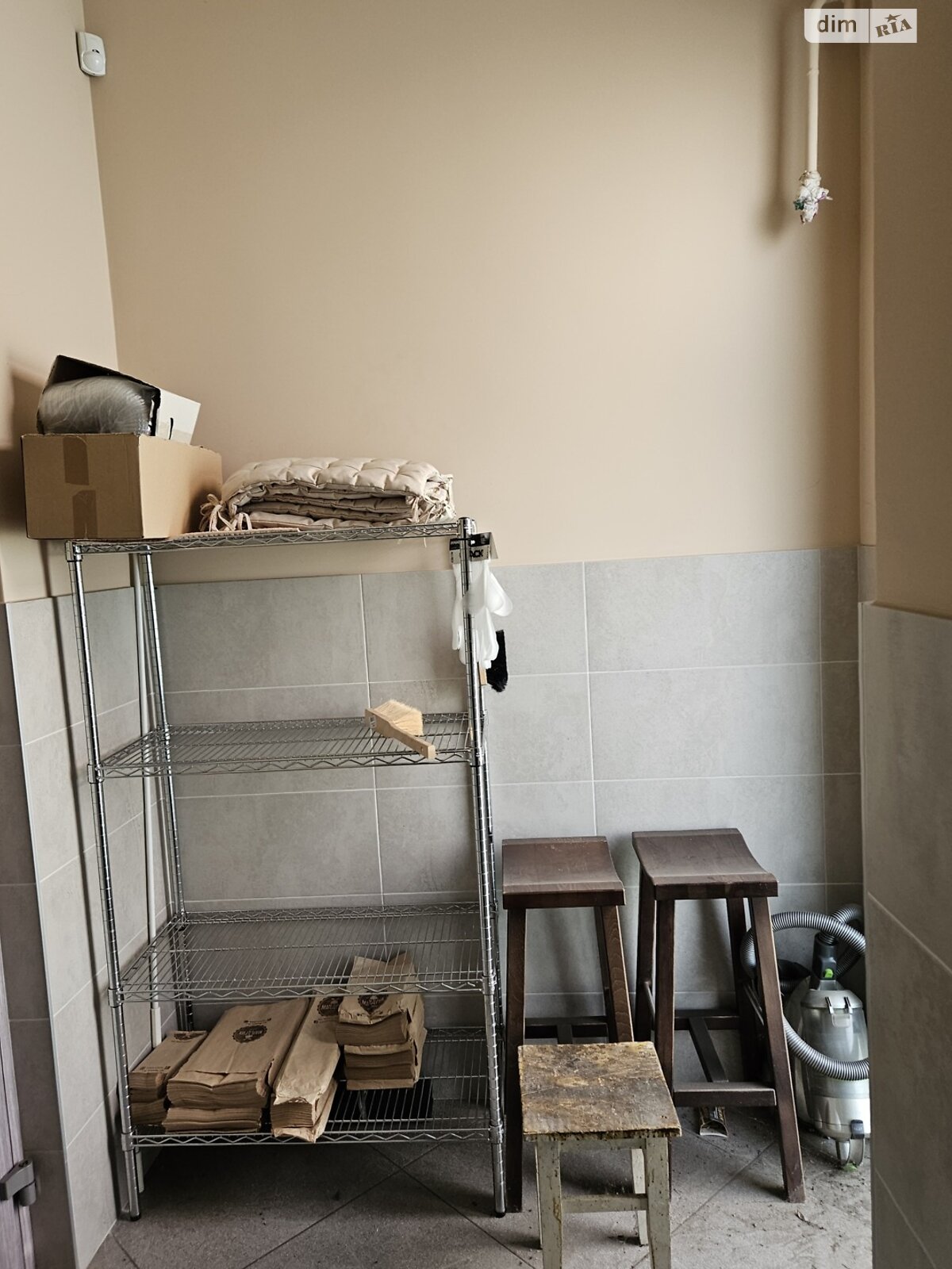 Комерційне приміщення в Ужгороді, здам в оренду по Фединця вулиця 34, район Центр, ціна: 50 000 грн за об’єкт фото 1