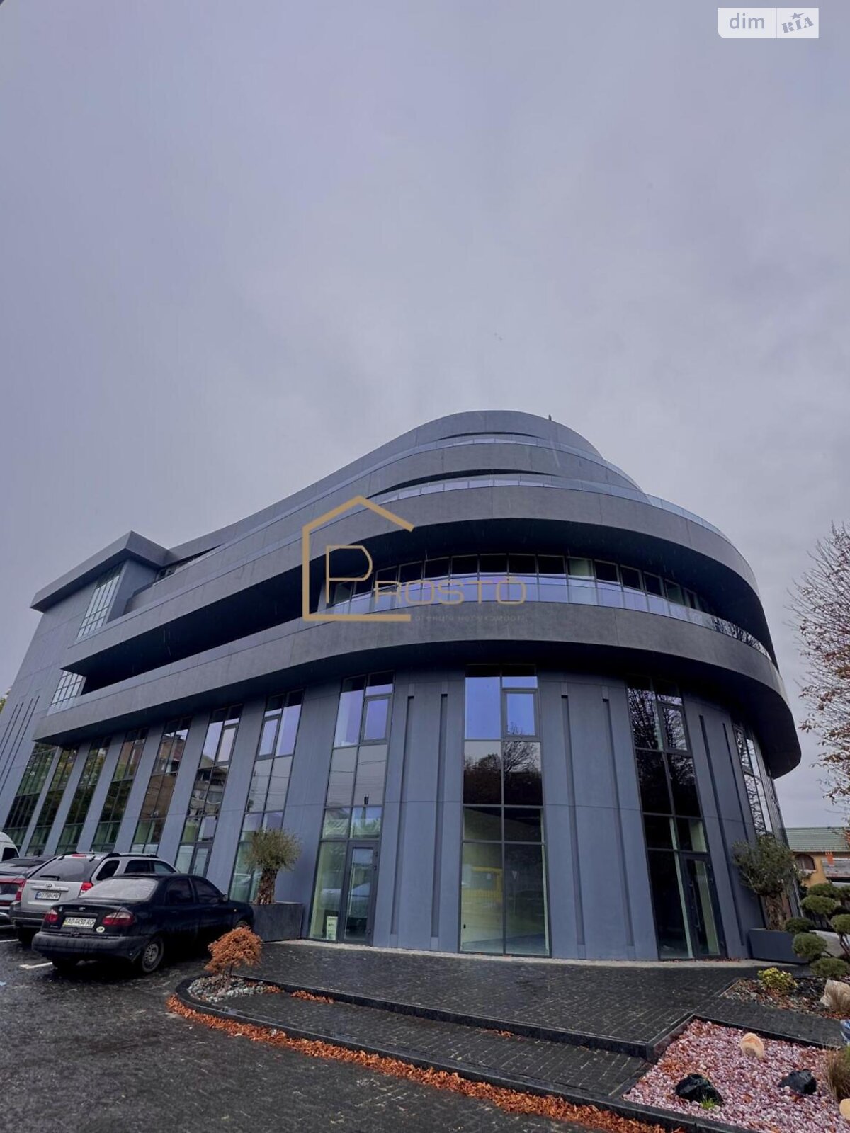 Комерційне приміщення в Ужгороді, здам в оренду по Фединця вулиця, район Центр, ціна: 42 200 грн за об’єкт фото 1 Комерційне приміщення в Ужгороді, здам в оренду по Фединця вулиця, район Центр, ціна: 42 200 грн за об’єкт фото 1